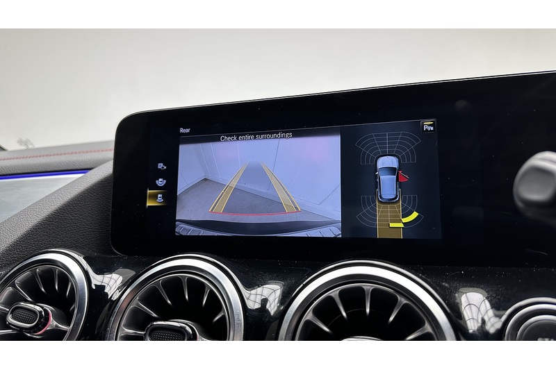 Mercedes-Benz EQA EQA 250 AMG Line - U3185