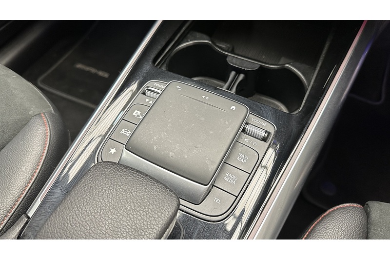 Mercedes-Benz EQA EQA 250 AMG Line - U3185