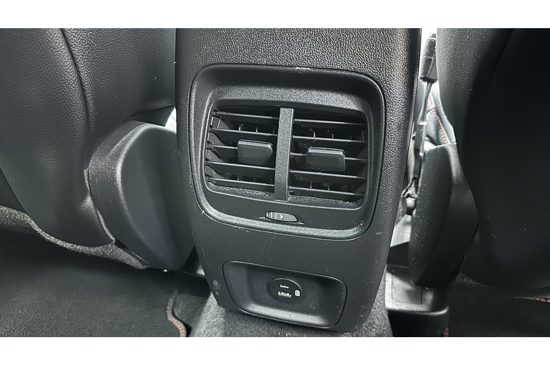 Ford Kuga EcoBlue ST-Line Edition - U3188