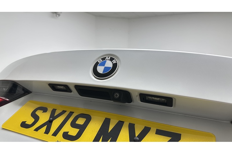 BMW 3 Series 320i M Sport - U3191