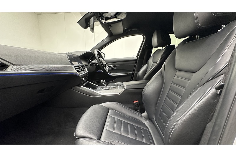 BMW 3 Series 320i M Sport - U3191