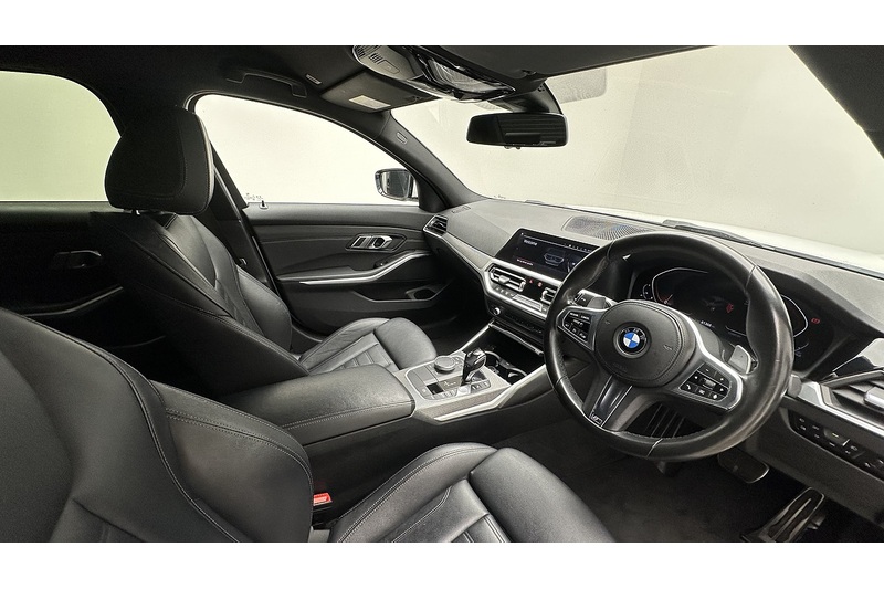 BMW 3 Series 320i M Sport - U3191