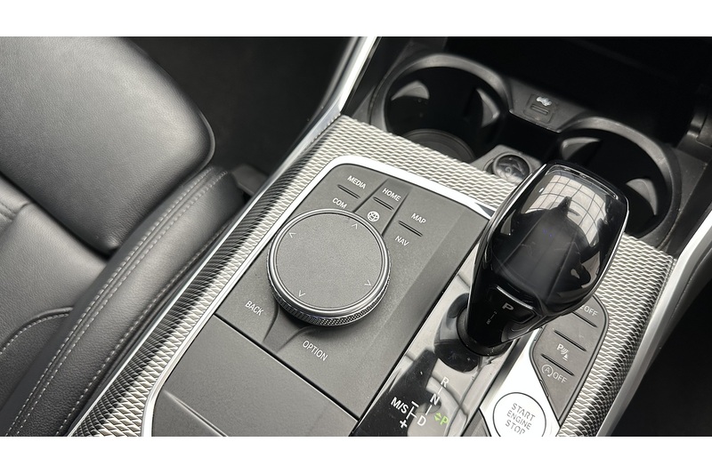 BMW 3 Series 320i M Sport - U3191
