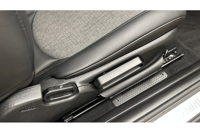 MINI Electric Hatch Cooper SE Level 2 - U3193