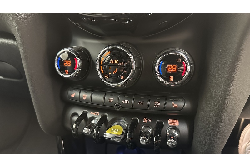 MINI Electric Hatch Cooper SE Level 2 - U3193