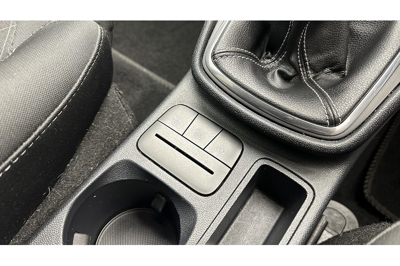 Ford Fiesta T EcoBoost MHEV Active Edition - U3195
