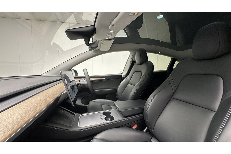 Tesla Model Y  - U3198