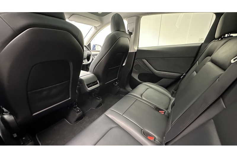Tesla Model Y  - U3198