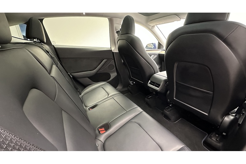 Tesla Model Y  - U3198