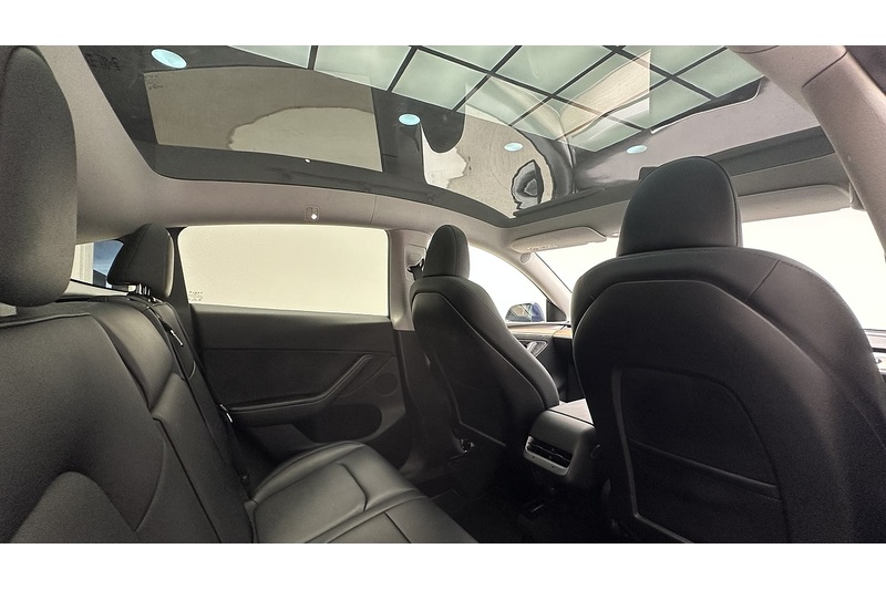 Tesla Model Y  - U3198