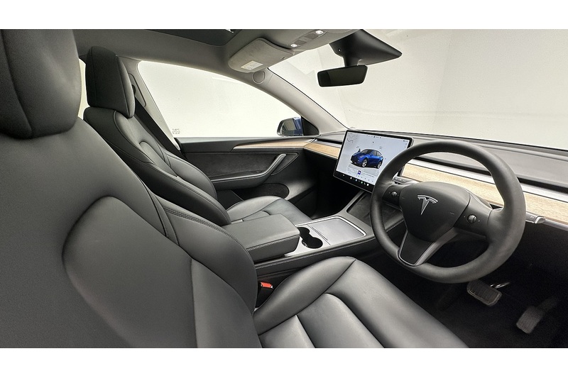 Tesla Model Y  - U3198