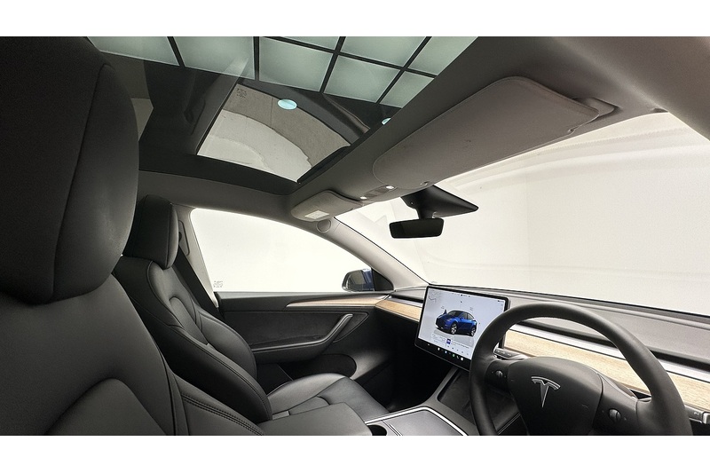 Tesla Model Y  - U3198