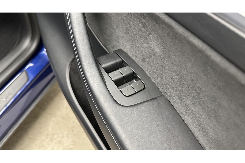 Tesla Model Y  - U3198