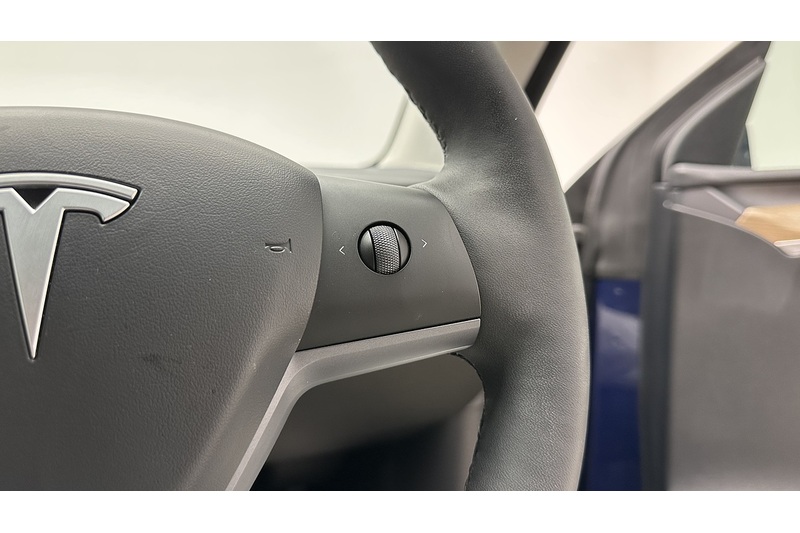 Tesla Model Y  - U3198