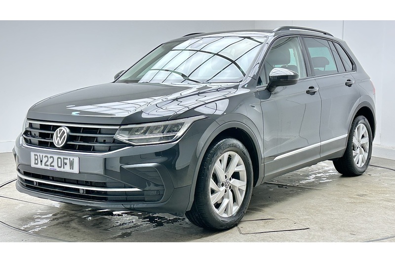 Volkswagen Tiguan TSI Life - U3200