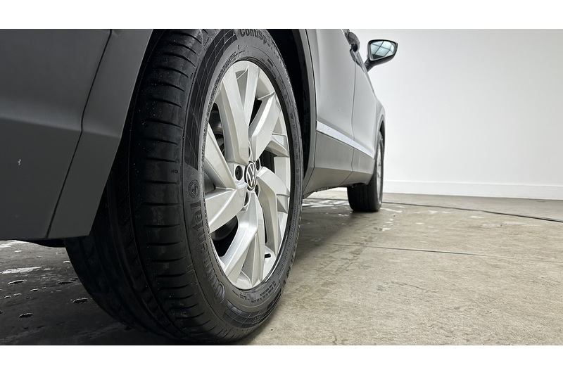 Volkswagen Tiguan TSI Life - U3200