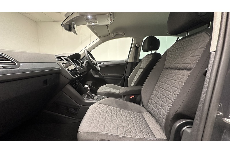 Volkswagen Tiguan TSI Life - U3200