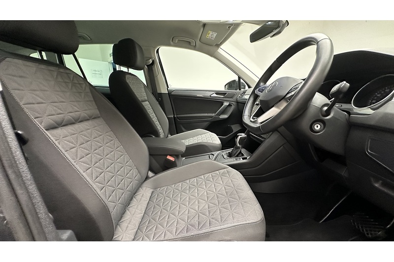 Volkswagen Tiguan TSI Life - U3200