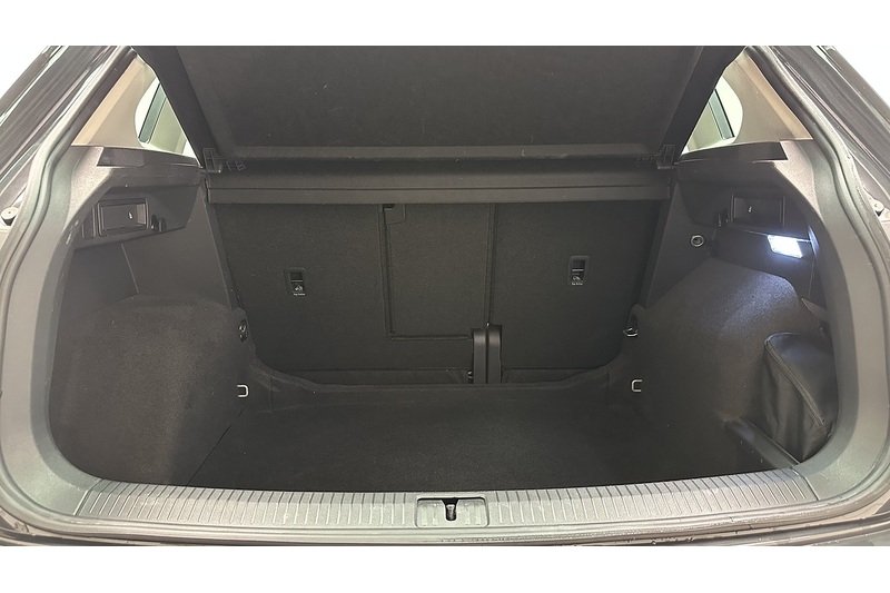 Volkswagen Tiguan TSI Life - U3200