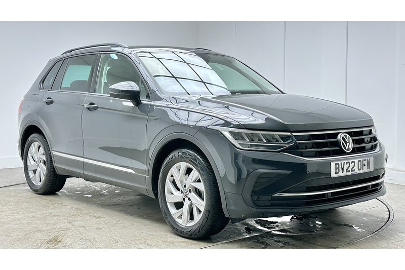 Volkswagen Tiguan TSI Life - U3200