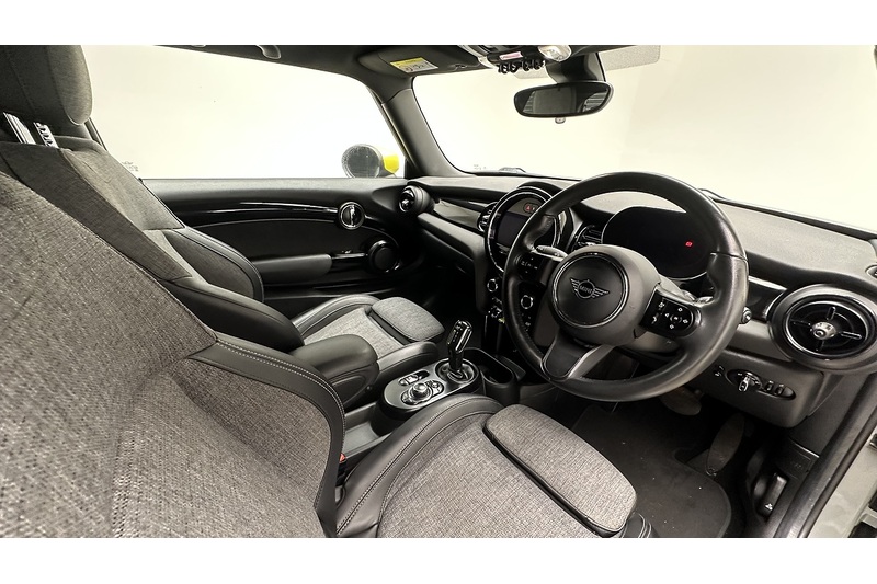 MINI Electric Hatch Cooper SE Level 2 - U3216