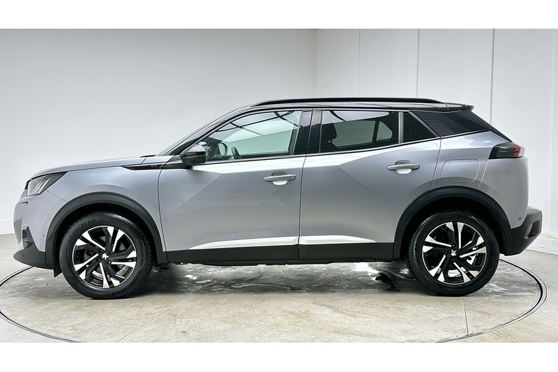 Peugeot E-2008 GT - U3225