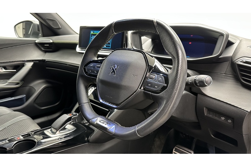 Peugeot E-2008 GT - U3225