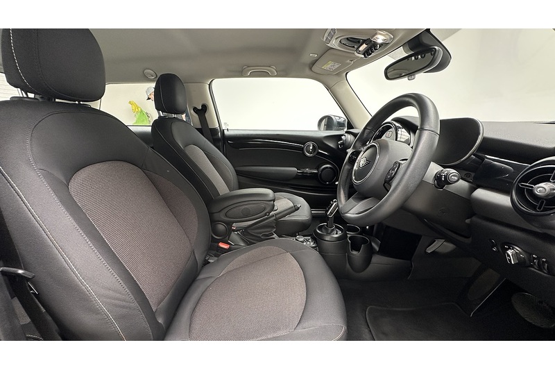 MINI Hatch Cooper Classic - U3227