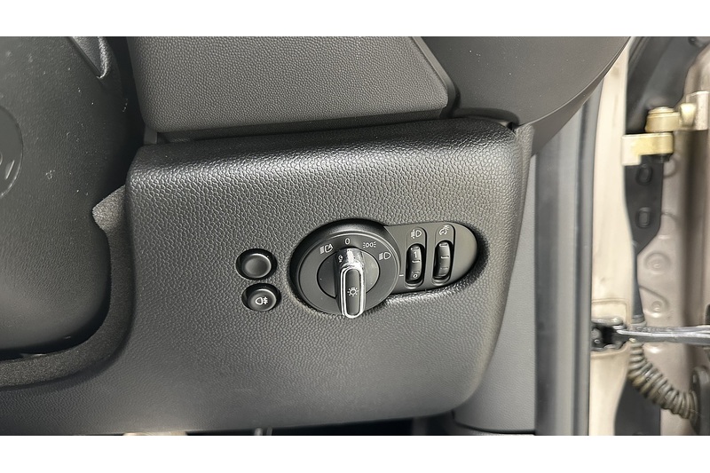 MINI Hatch Cooper Classic - U3227