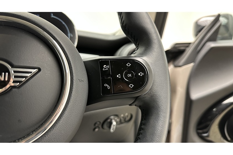 MINI Hatch Cooper Classic - U3227