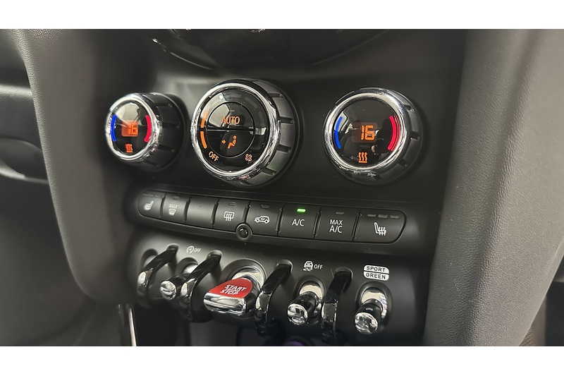 MINI Hatch Cooper Classic - U3227