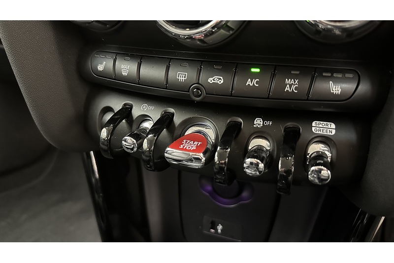 MINI Hatch Cooper Classic - U3227