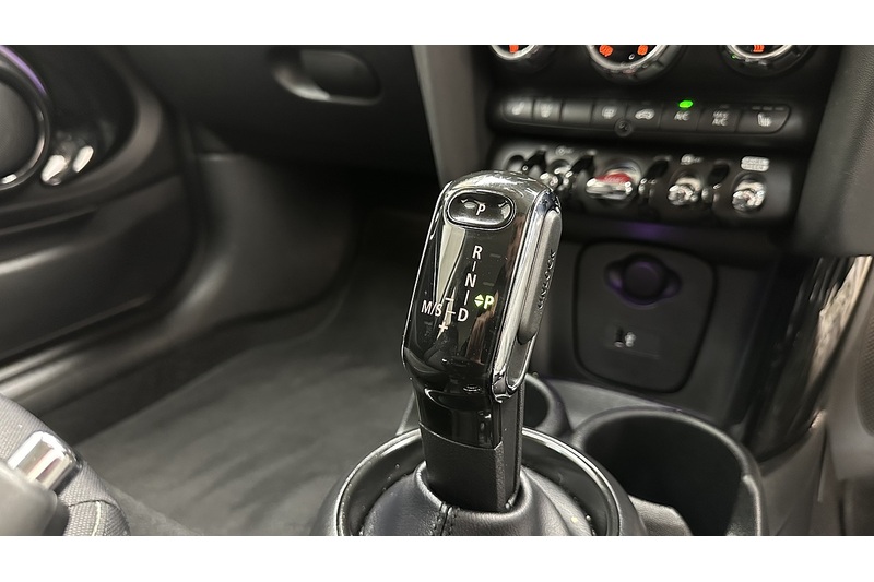 MINI Hatch Cooper Classic - U3227