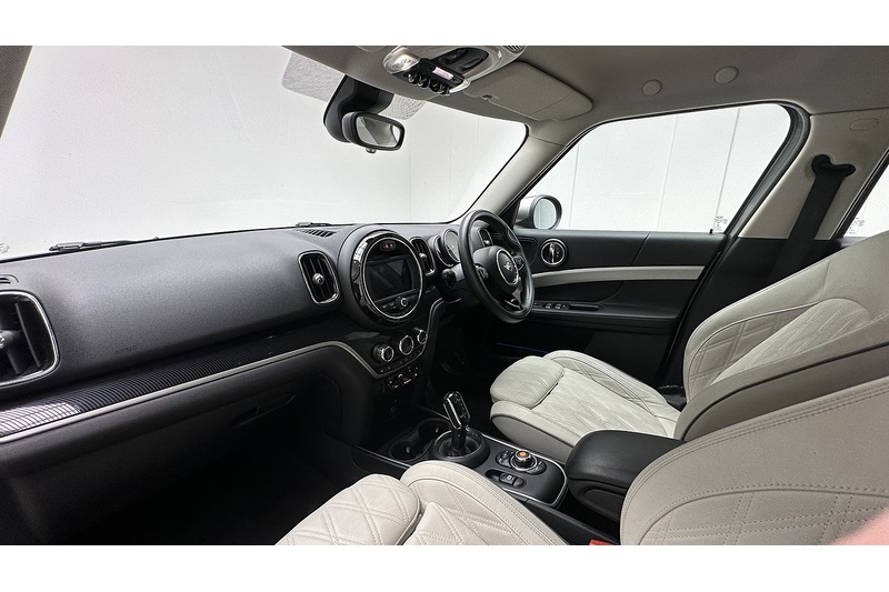 MINI Countryman Cooper D Exclusive - U3228