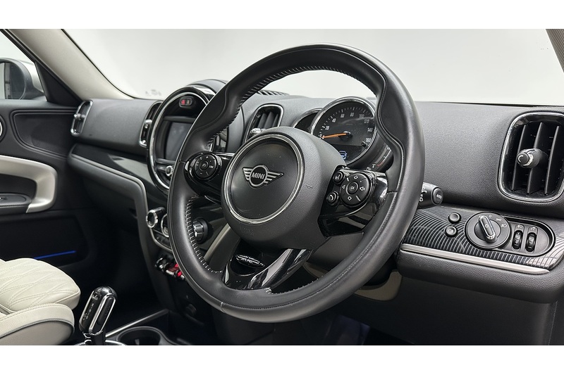 MINI Countryman Cooper D Exclusive - U3228