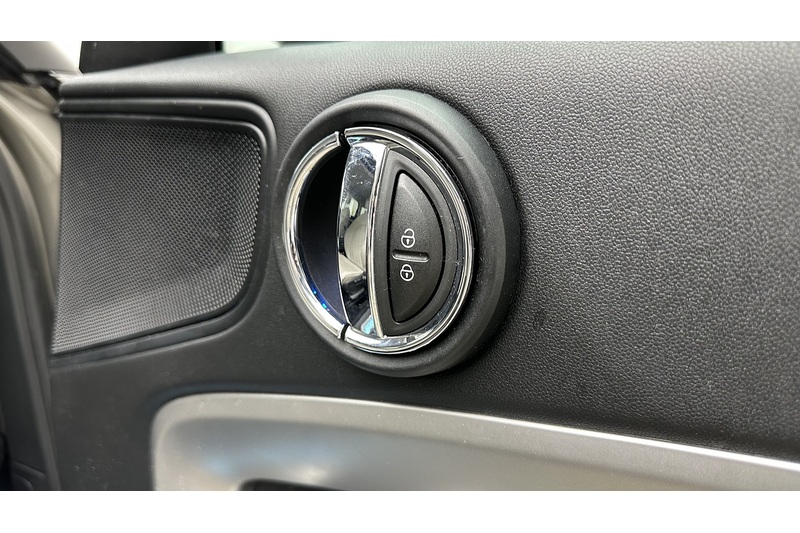 MINI Countryman Cooper D Exclusive - U3228
