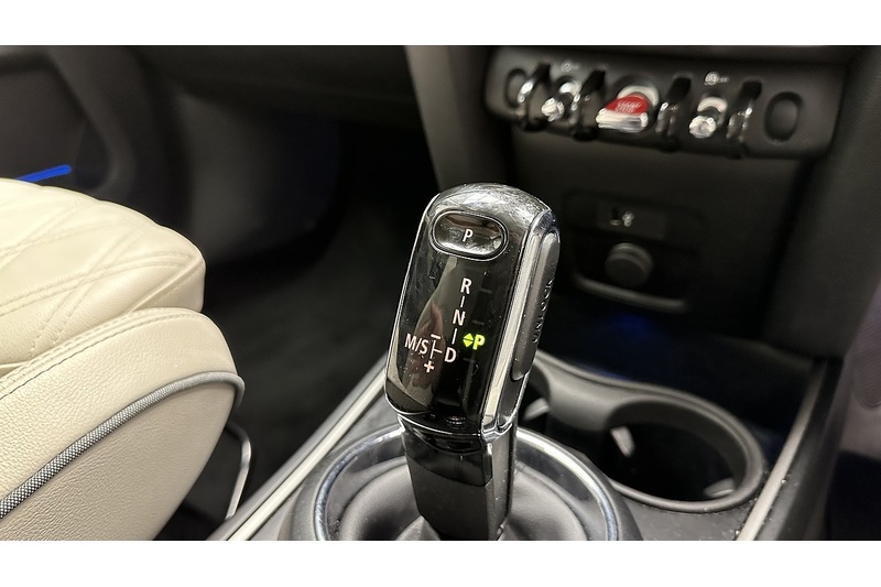 MINI Countryman Cooper D Exclusive - U3228