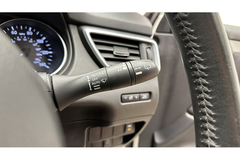 Nissan Qashqai dCi Tekna - U3232