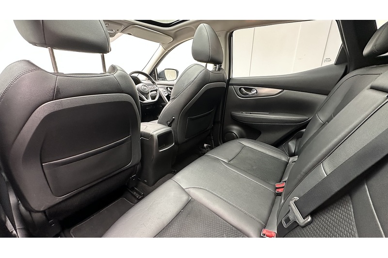 Nissan Qashqai dCi Tekna - U3232