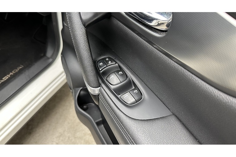 Nissan Qashqai dCi Tekna - U3232