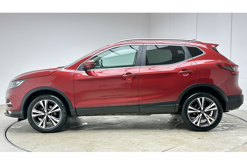 Nissan Qashqai DIG-T N-Connecta - U3236