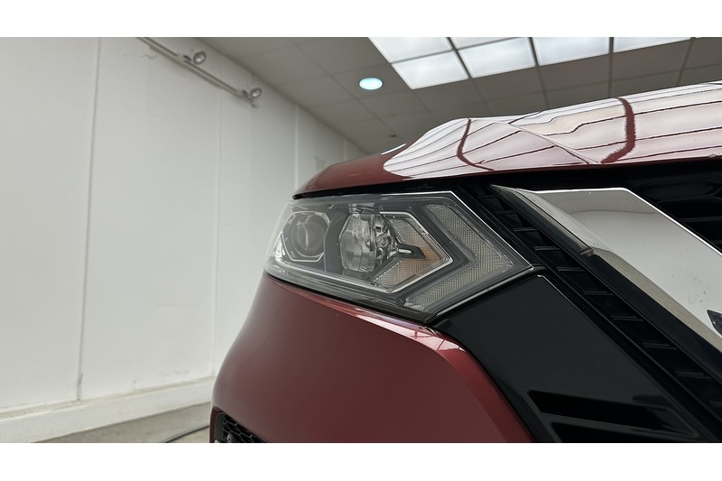 Nissan Qashqai DIG-T N-Connecta - U3236