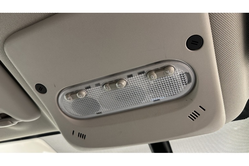 Nissan Qashqai DIG-T N-Connecta - U3236