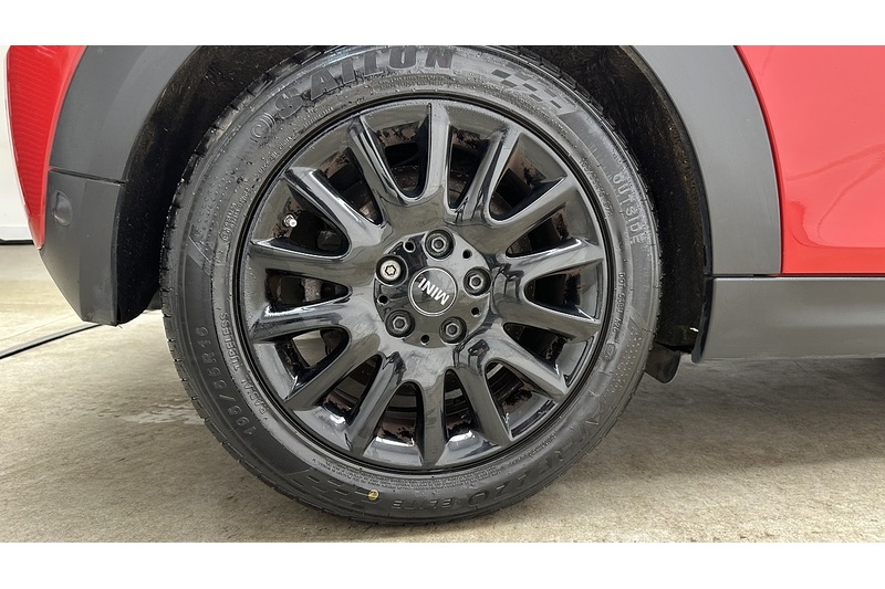 MINI Hatch Cooper Classic - U3238