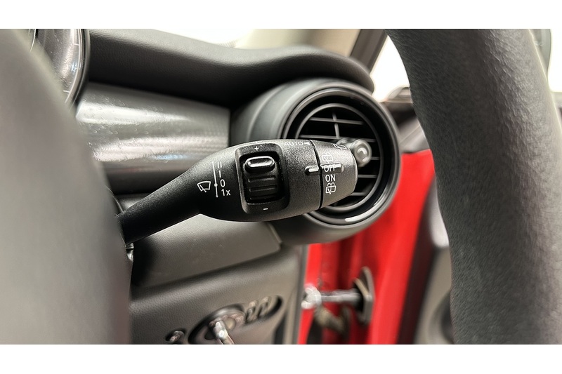 MINI Hatch Cooper Classic - U3238