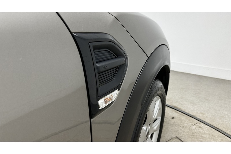 MINI Countryman Cooper - U3239