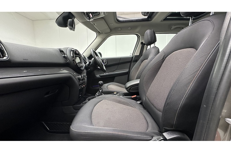 MINI Countryman Cooper - U3239