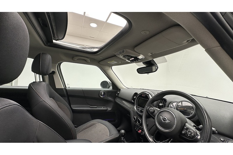 MINI Countryman Cooper - U3239