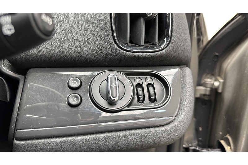 MINI Countryman Cooper - U3239