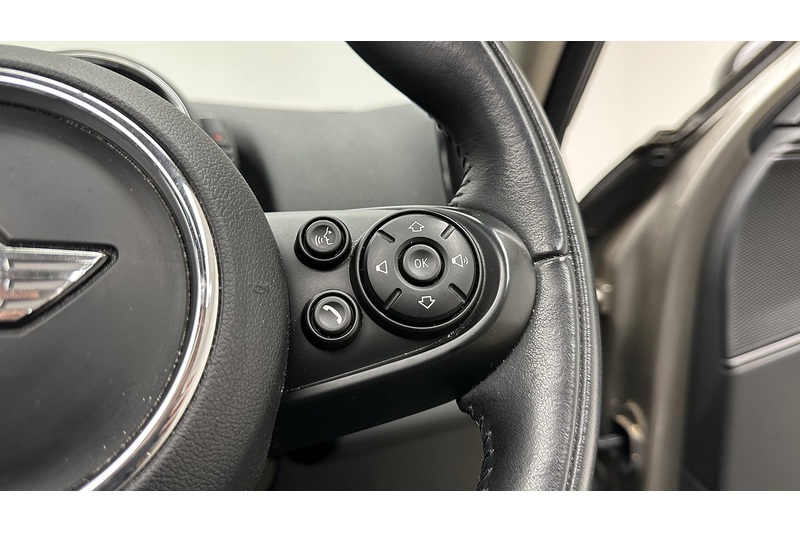 MINI Countryman Cooper - U3239